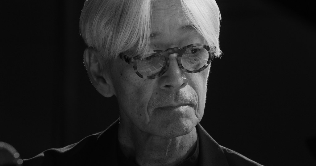 坂本龍一