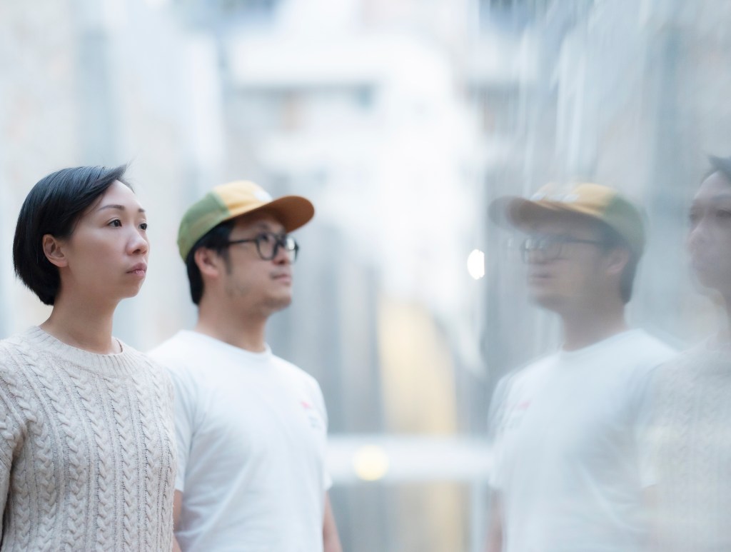 異步同曲