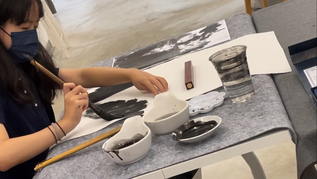 林睿玥、嚴可悅