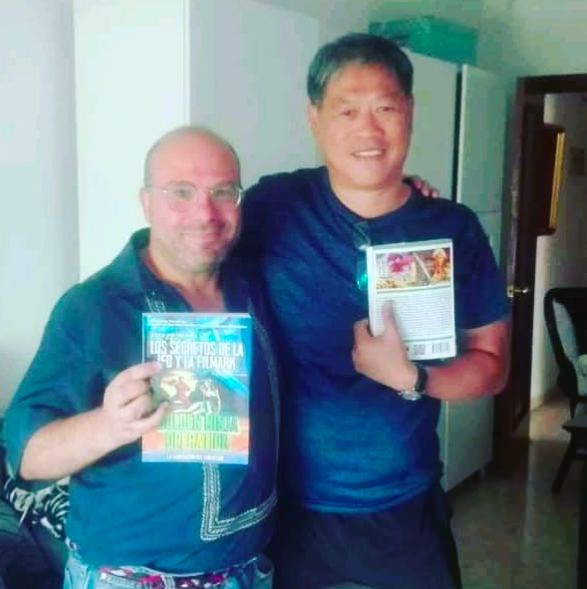 Jesus Manuel Molina與吳偉業見面合影