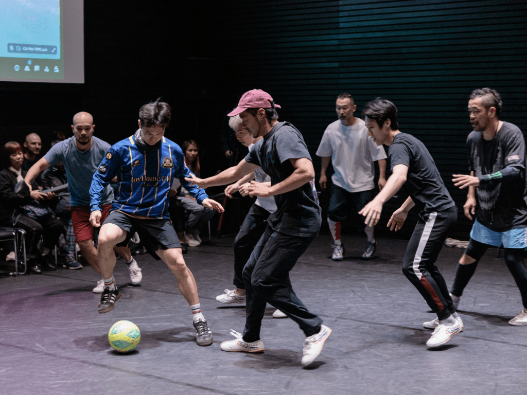 西九自由舞 搭橋