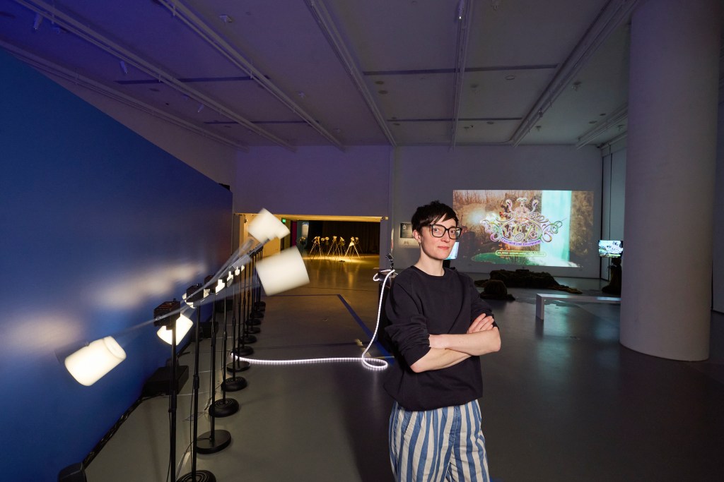 【展覽】大頭機械人?織布機鍵盤?HKDI Gallery精選Ars Electronica 科技藝術品 探討多元未來 | 2026