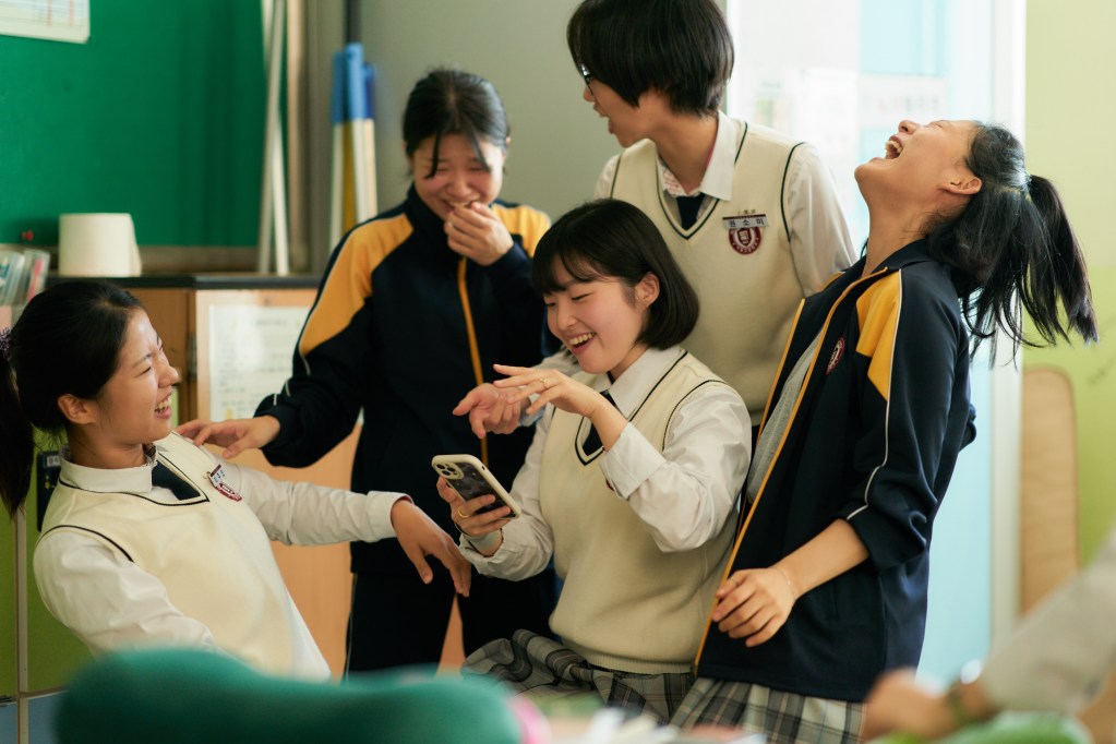 《若問世界誰無傷》導演尹佳恩